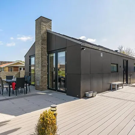 Three-bedroom In Otterup