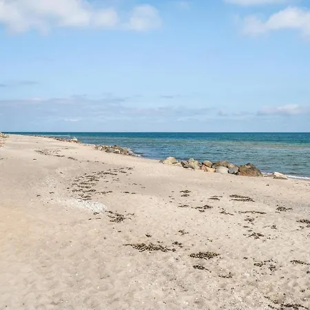 Three-bedroom In Prázdninový dům